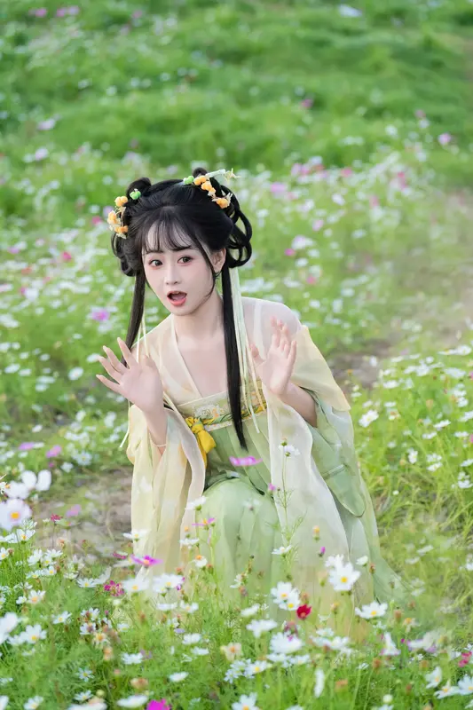 [YITUYU艺图语]2025.02.07 妙妙好可爱啊 湫一只岁岁 - 艺图语